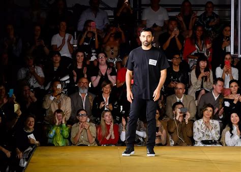 riccardo tisci leaving burberry|creative director of Burberry.